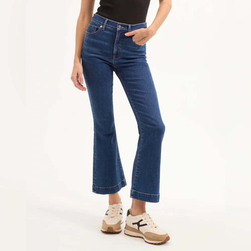 NWT Veronica Beard Carson Ankle Kick Flare in Bright blue size 31